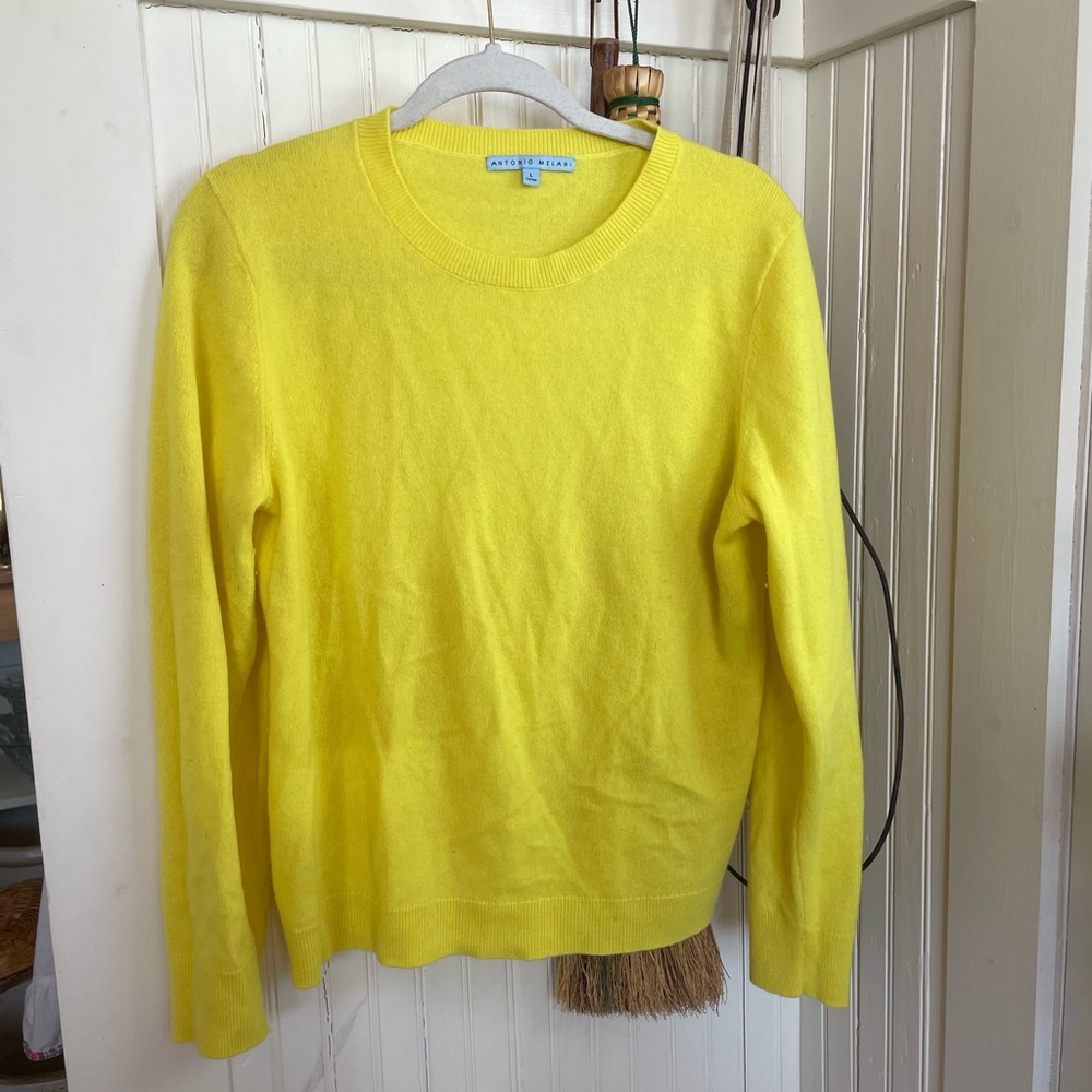 Antonio Melani Yellow cashmere Sweater